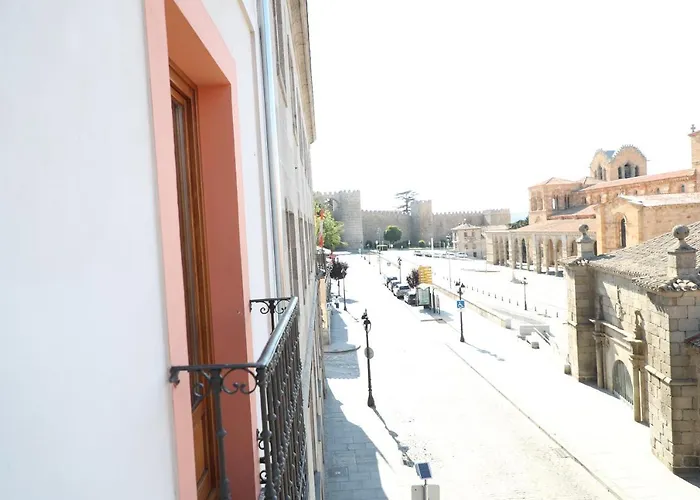 San Vicente Apartments